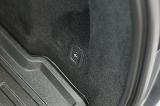 SUV Volvo XC60 16 av 28