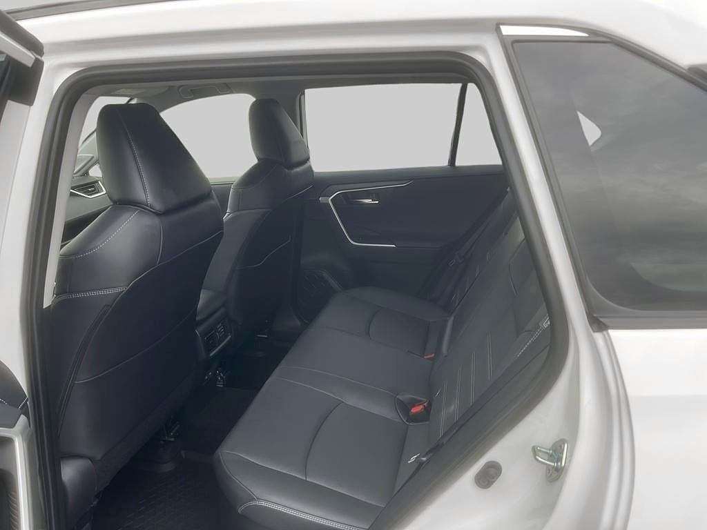 Toyota RAV4 2025 - miniatyr 7