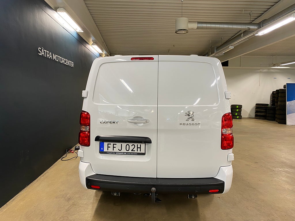 Bild på Peugeot Expert PRO+ L3 2.0 BlueHDi 145hk AUT