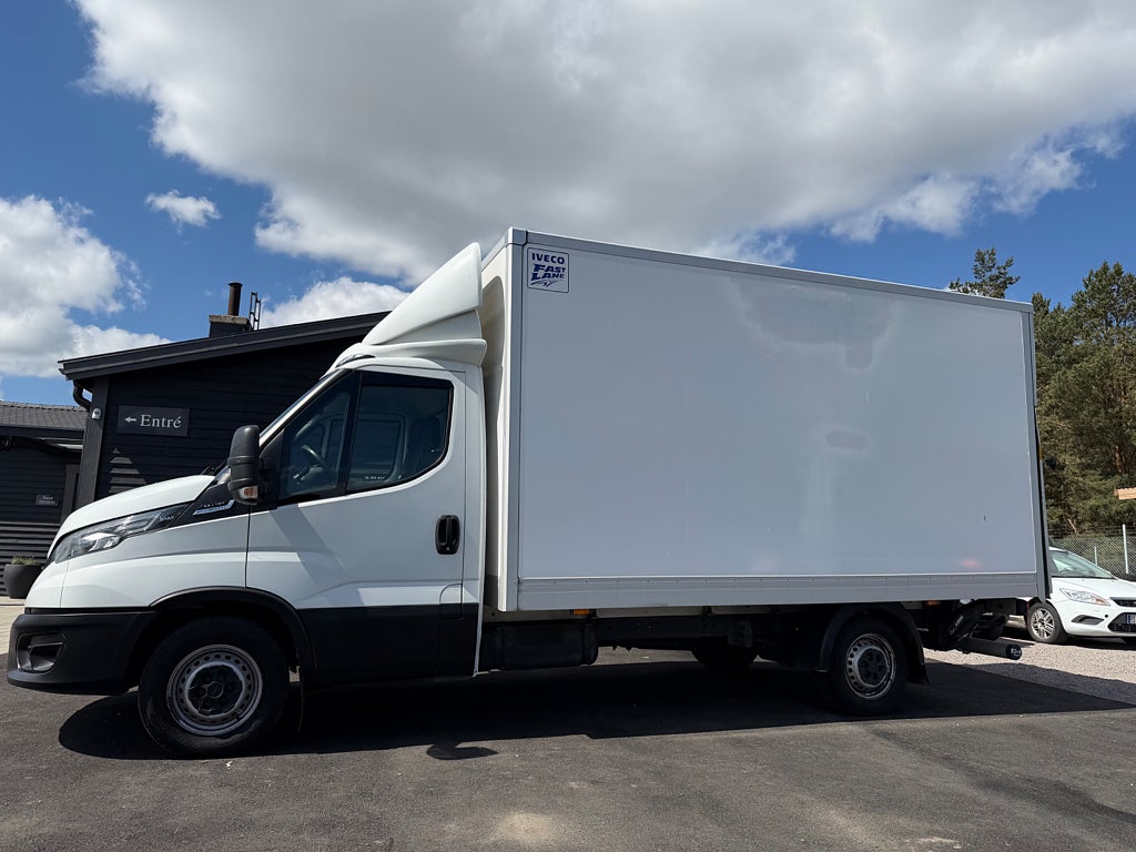 Iveco Daily 35-160 Chassi Cab 2.3 JTD Hi-Matic 156 hk ink moms E6