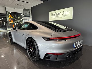 Sportkupé Porsche 911 2 av 16