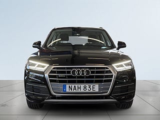 Audi Q5 40 TDI quattro S Tronic S&V-hjul/Dragkrok/Dvärm/Carplay – bild 2