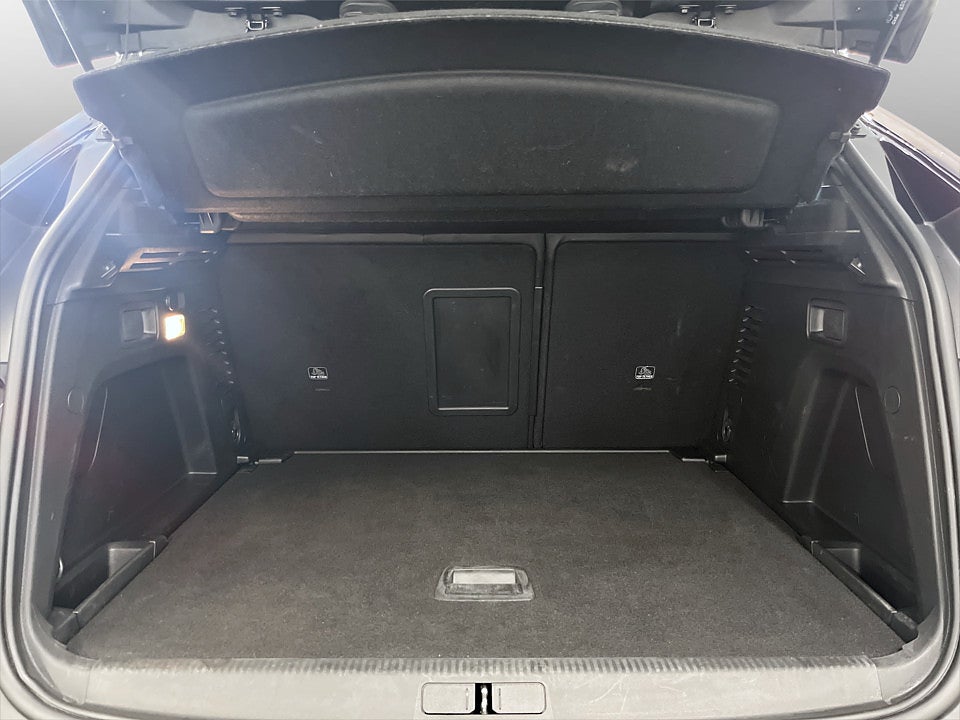 Bild på Peugeot 3008 GT 1.2 PT 130hk Aut B-KAMERA CARPLAY