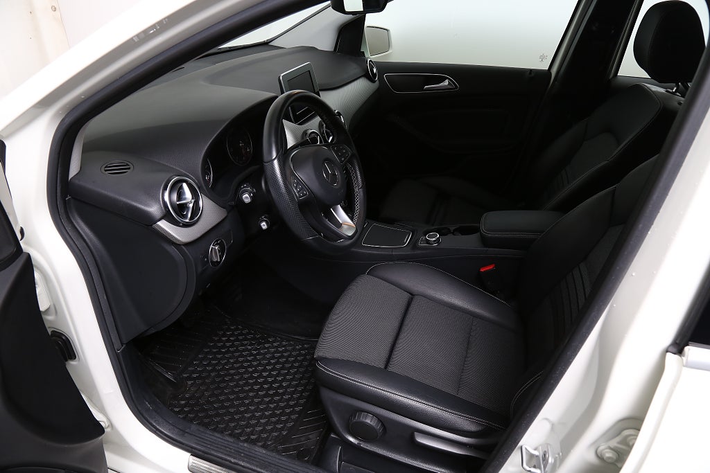 Mercedes-Benz B 180 d 7G-DCT Urban