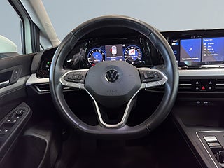 Volkswagen Golf 1.5 eTSI ACT OPF S&V/Psens/Navi/Drag/Pvärm/Rattvärm/BT – bild 9