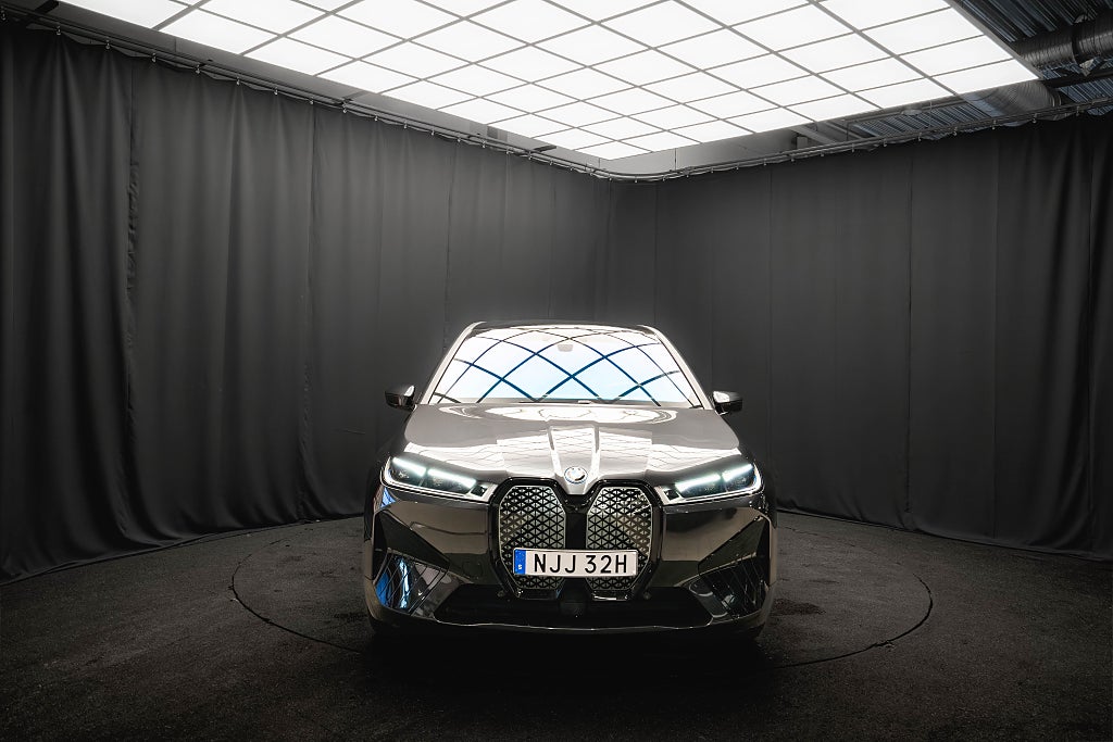 BMW iX xDrive50 PANO SKY LASER DRAG 360° H/K HUD 21'' MOMS