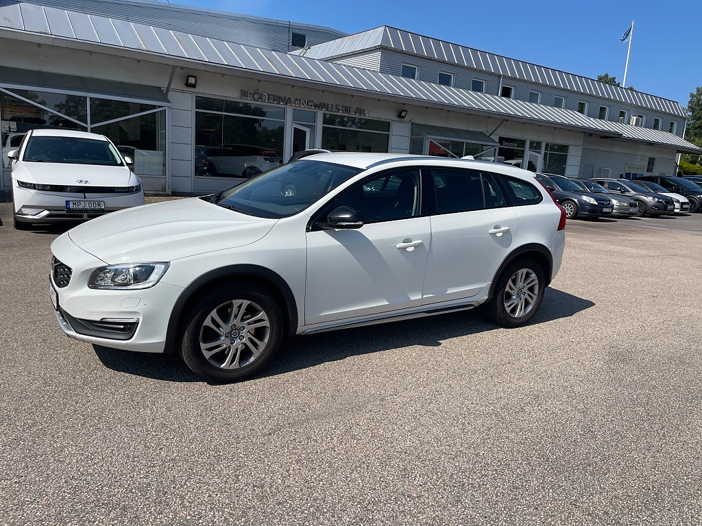 Volvo V60 Cross Country D4 AWD Geartronic Classic Plus Euro 6