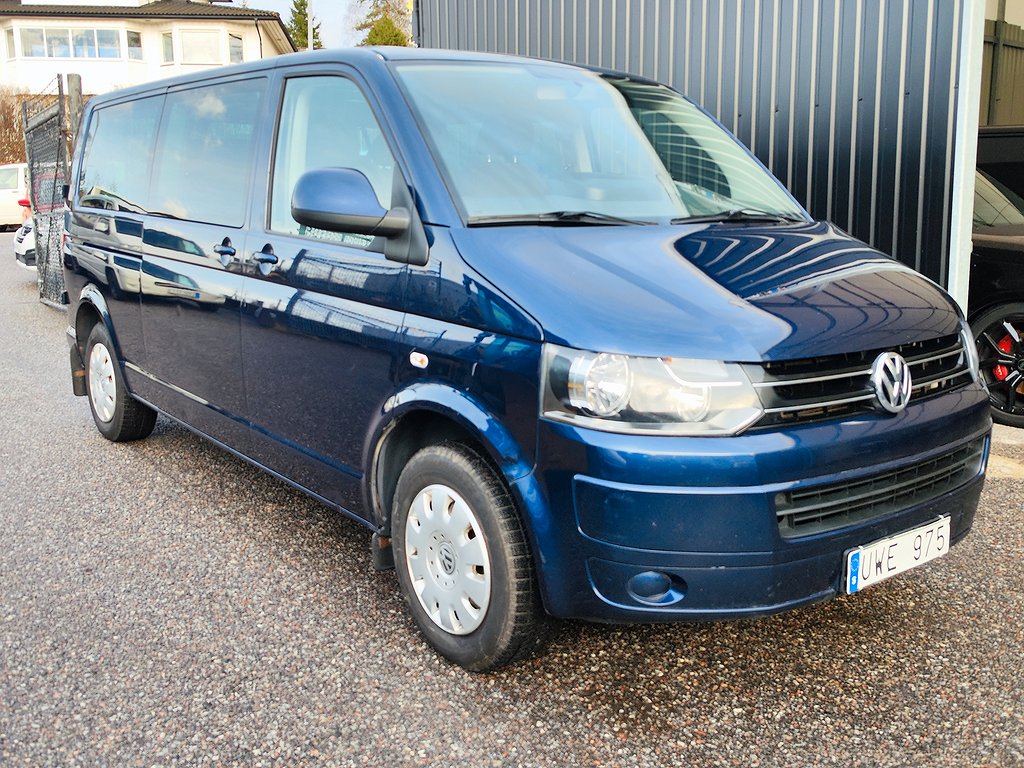 Volkswagen Caravelle 2.0 TDI 9-sits 140hk 1-Ägare Comfort-line