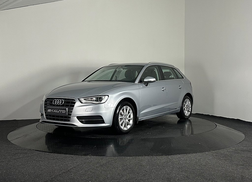 Audi A3 Sportback 1.2 TFSI Attraction|426Årsskatt|