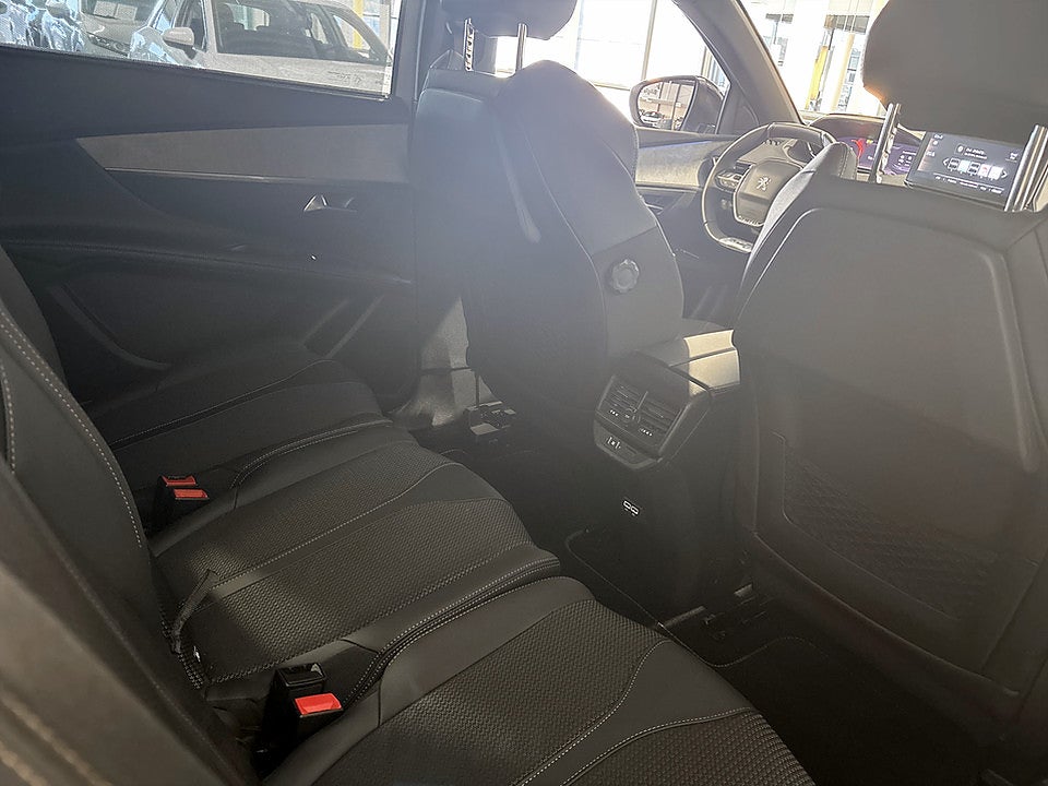 Bild på Peugeot 5008 GT 1.2 PT 130hk Aut 7-SITS B-KAMERA
