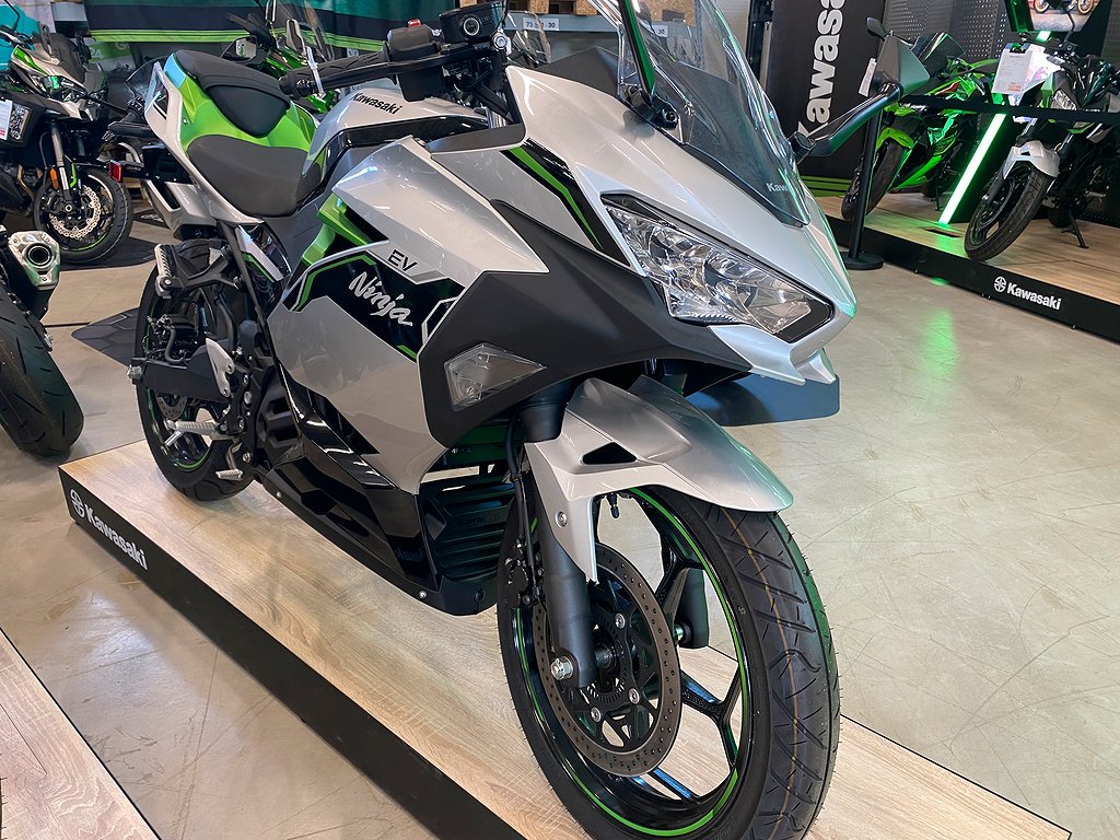 Kawasaki Ninja E-1 "0kr kontant, 709kr/mån"