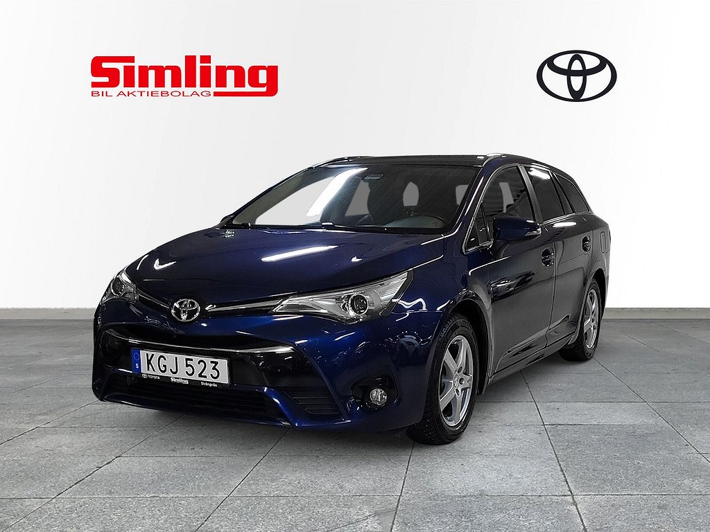 Toyota Avensis 1.8 VVT-i CVT ActivePlus / Skinn / Panorama / Drag / V-hjul