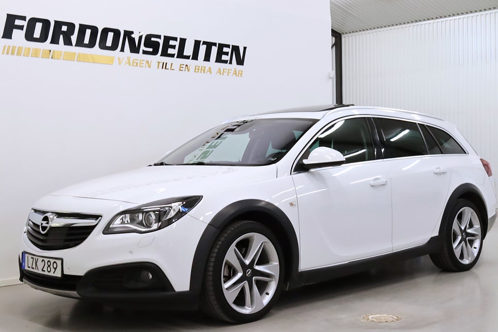 Opel Insignia Country Tourer 2.0 4x4 Värmare Pano B-kamera CarPlay
