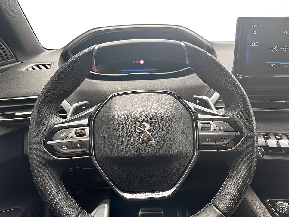 Bild på Peugeot 3008 GT Black Pack 1.2 PT 130hk Aut B-KAMERA CARPLAY