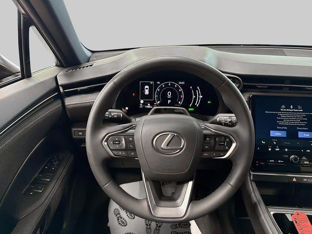 Lexus LBX 2025 - miniatyr 9