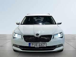 Skoda Superb Kombi 1.4 TSI ACT Style Elstol Drag Psens Kamera SoV