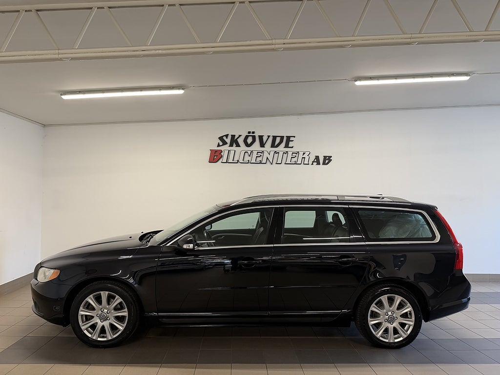 Volvo V70 2.0F Summum/1-Brukare/Nyservad/Nybes/M-Värmare/Skinn