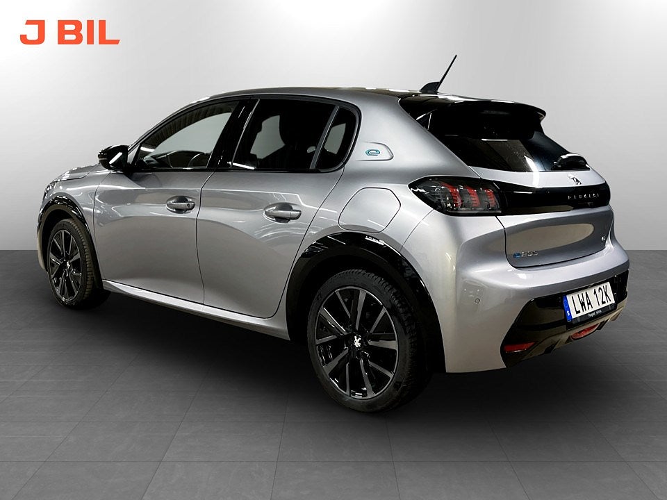Bild på Peugeot E-208 GT 50kWh 136hk Aut - PANO, B-KAMERA