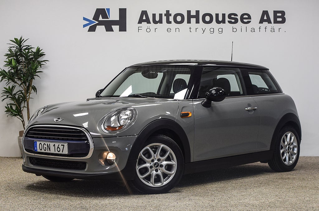 MINI Cooper 136HK 3-dörrars Pepper P-Sensor Bluetooth Garanti