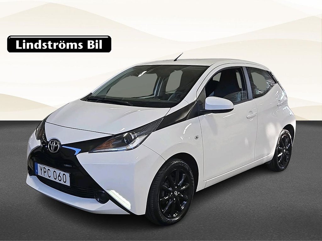 Toyota Aygo 1,0 5-D X-PLAY S&V-hjul