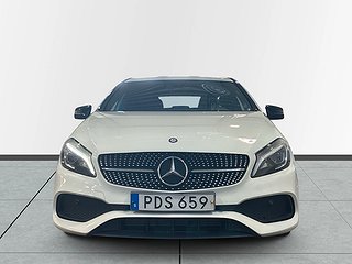 Mercedes-Benz A 200 7G-DCT AMG Sport Kamera Psens S&V-däck