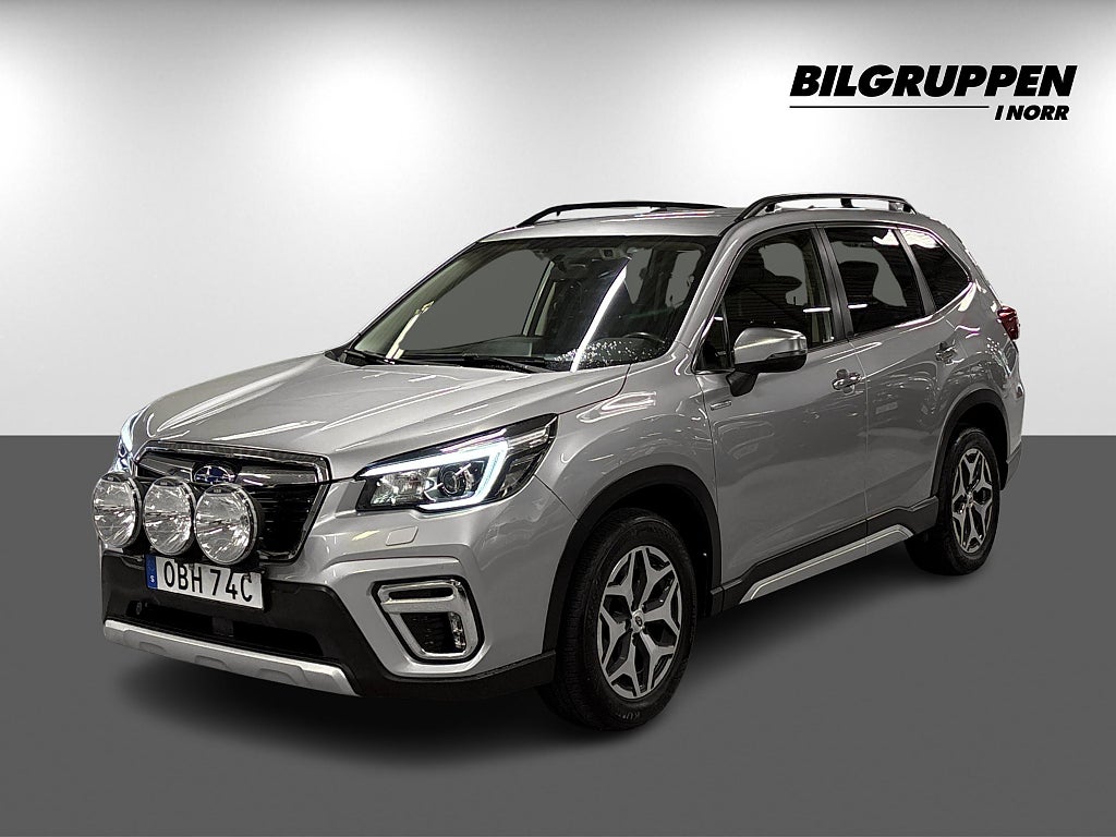 Subaru Forester e-Boxer Active (V-Hjul, Drag, Värmare)