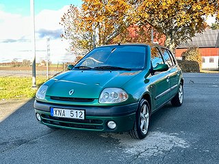 Renault Clio 5-dörrars Halvkombi 1.6 Automat 90hk