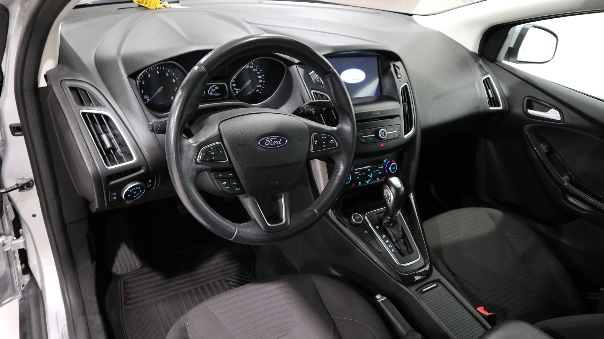 Ford Focus 2017, photo 5/38