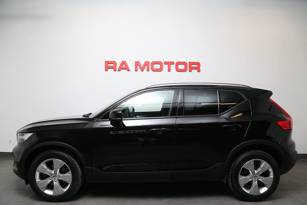 Volvo XC40 T3 163hk Momentum Edition Aut Kamera Navi VOC Drag 2020