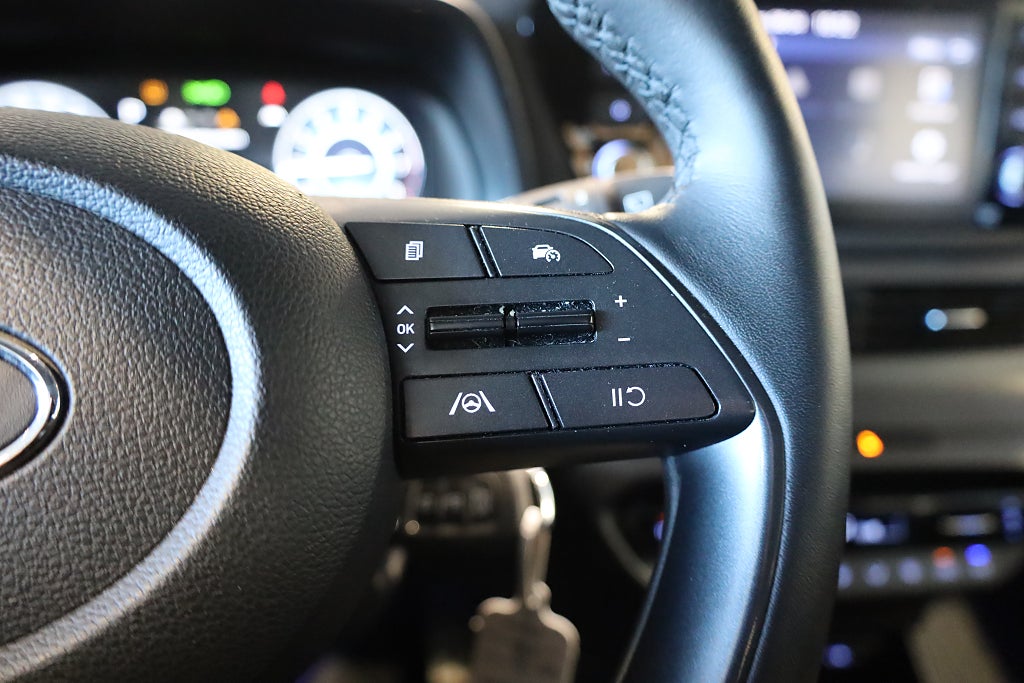 Hyundai Bayon 1.0 T-GDI AUT Essential Kamera CarPlay Rattvärme Leasba