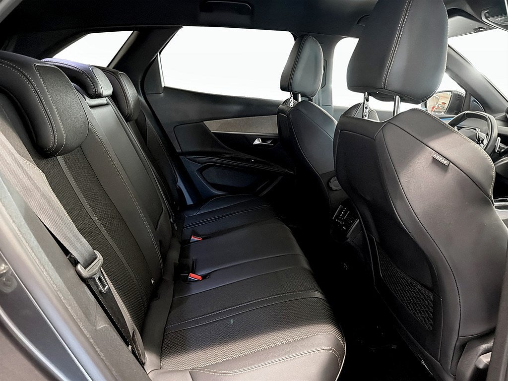 Bild på Peugeot 3008 GT 1.2 PT 130hk Aut - B-KAMERA, CARPLAY