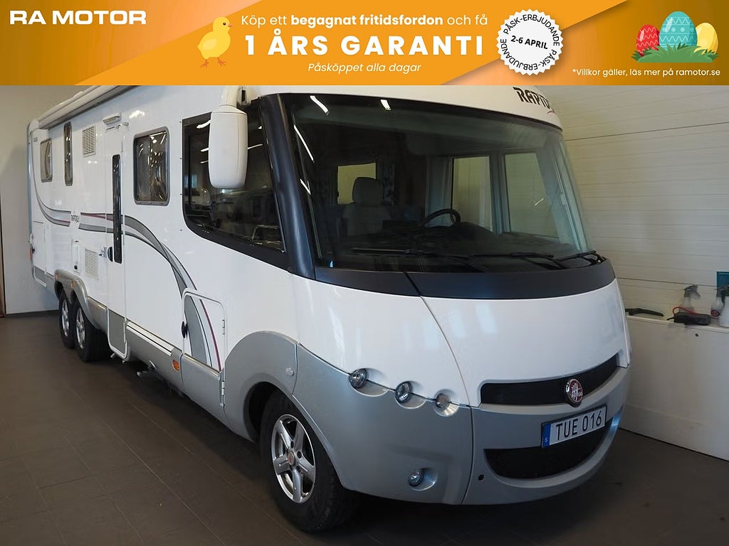 Rapido 10000 3.0 156hk AC Markis Solcell 2011