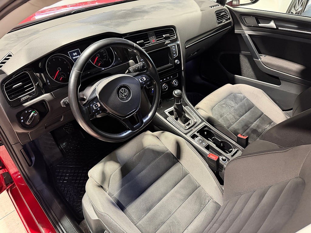 Volkswagen Golf Sportscombi 1.4 TSI 140hk GT |Drag|Värmare|Pluspaket| 2015