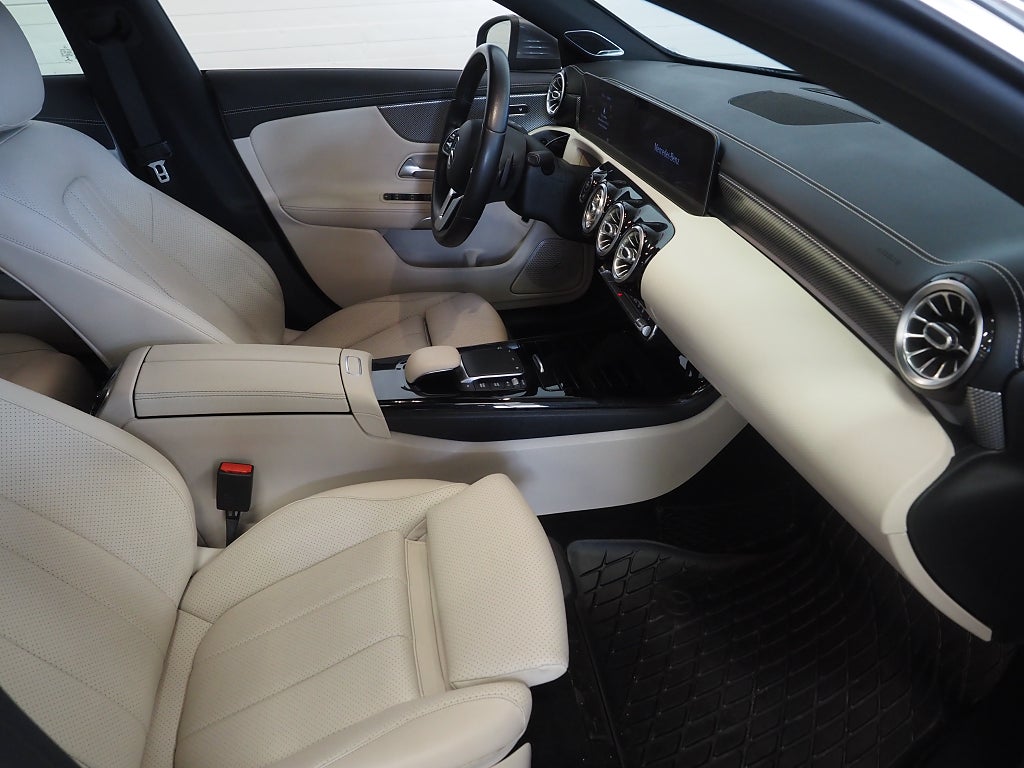 Mercedes-Benz CLA 200 d Shooting Brake Burmester Drag Läder 2020