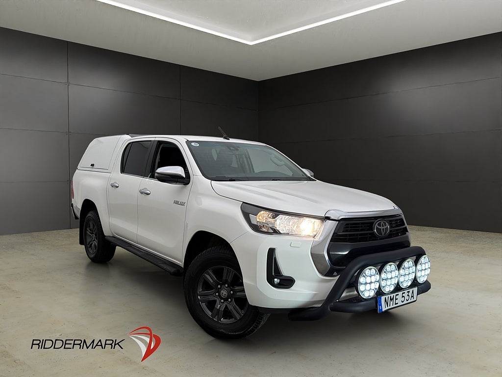 Toyota HiLux Hero 2.4 AWD Värm Drag B-Kam V-inredd Kåpa Moms