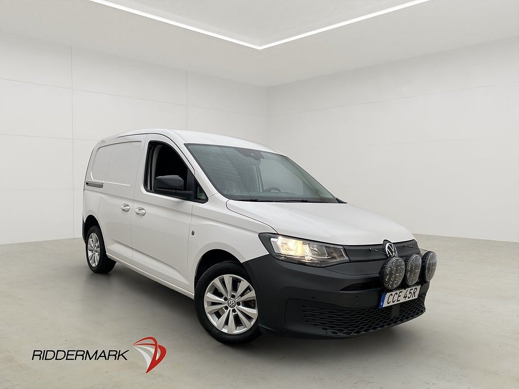 Volkswagen Caddy Cargo Värmare Drag B-Kamera CARPLAY Moms