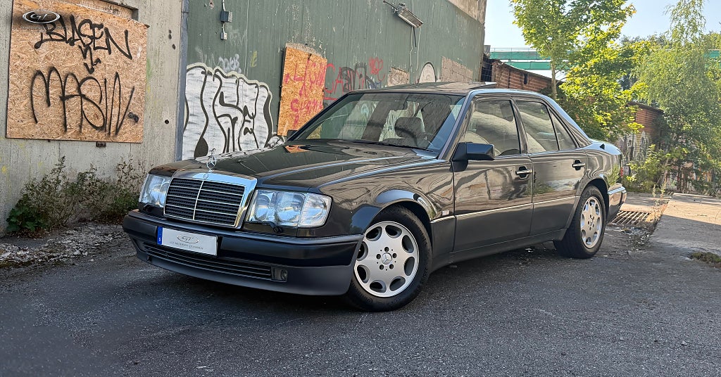 Mercedes-Benz E 500E Väldokumenterad – Mycket fint skick