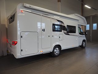 Husbil-alkov Hobby Optima A 70 GFM On Tour 3 av 17