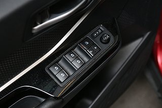 SUV Toyota C-HR 12 av 21
