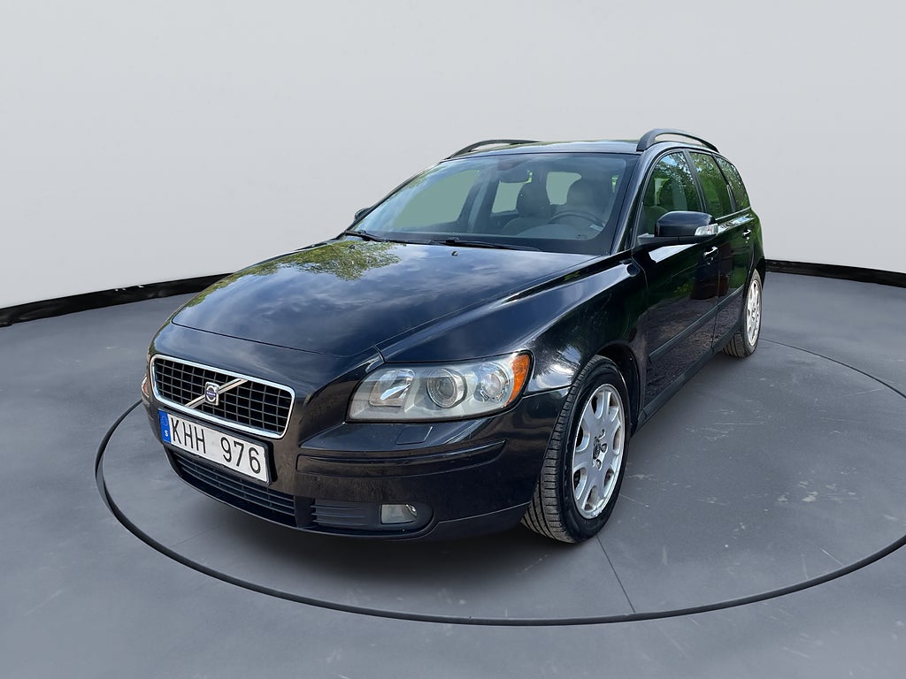 Volvo V50 2.0 D Kinetik "Dragkrok" Sommar och Vinterhjul