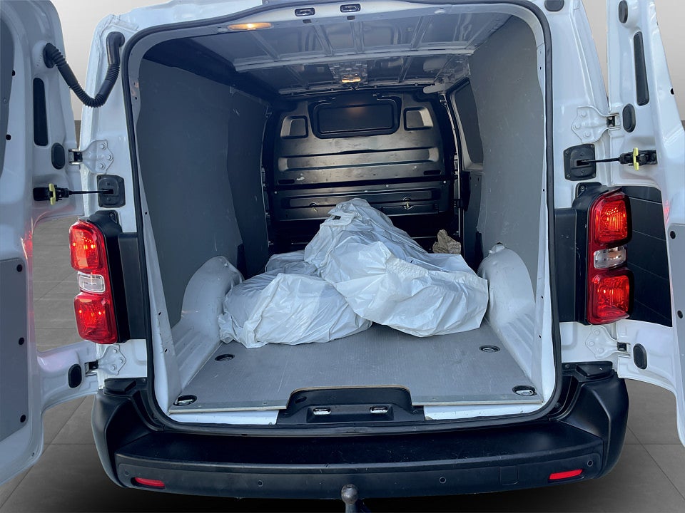 Bild på Opel Vivaro Business 2.0 BHDi 145hk Aut L3 DRAG VÄRMARE FJÄRR