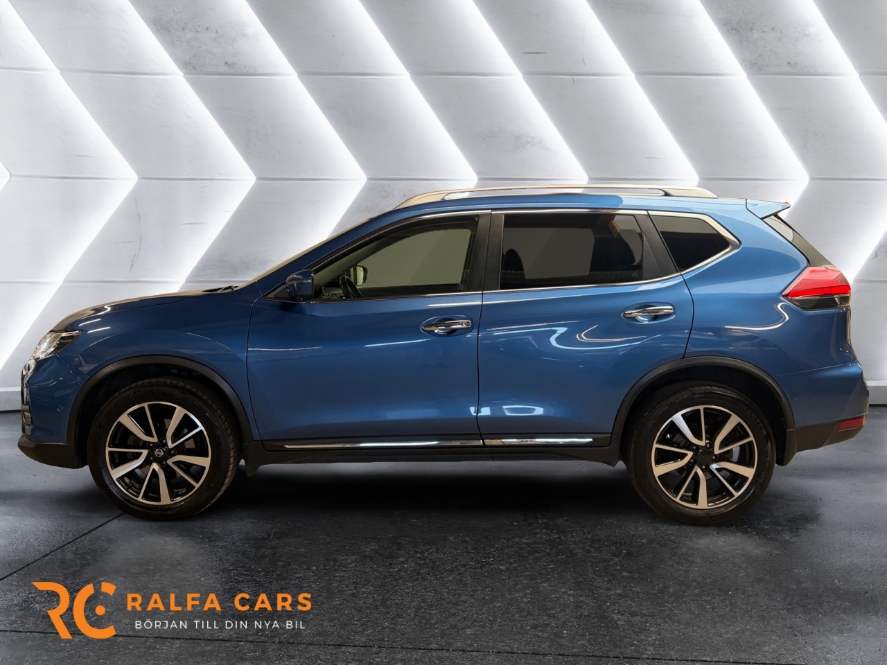 Nissan X-Trail 2.0dCi 4x4 Tekna Drag 360 2017, photo 3/45