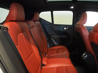 SUV Volvo XC40 12 av 22