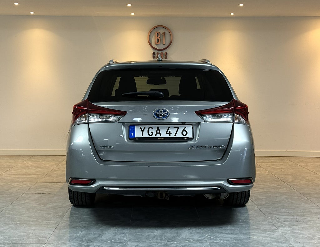 Toyota Auris Touring Sports Hybrid e-CVT Active Plus PANO 2-ÄGARE