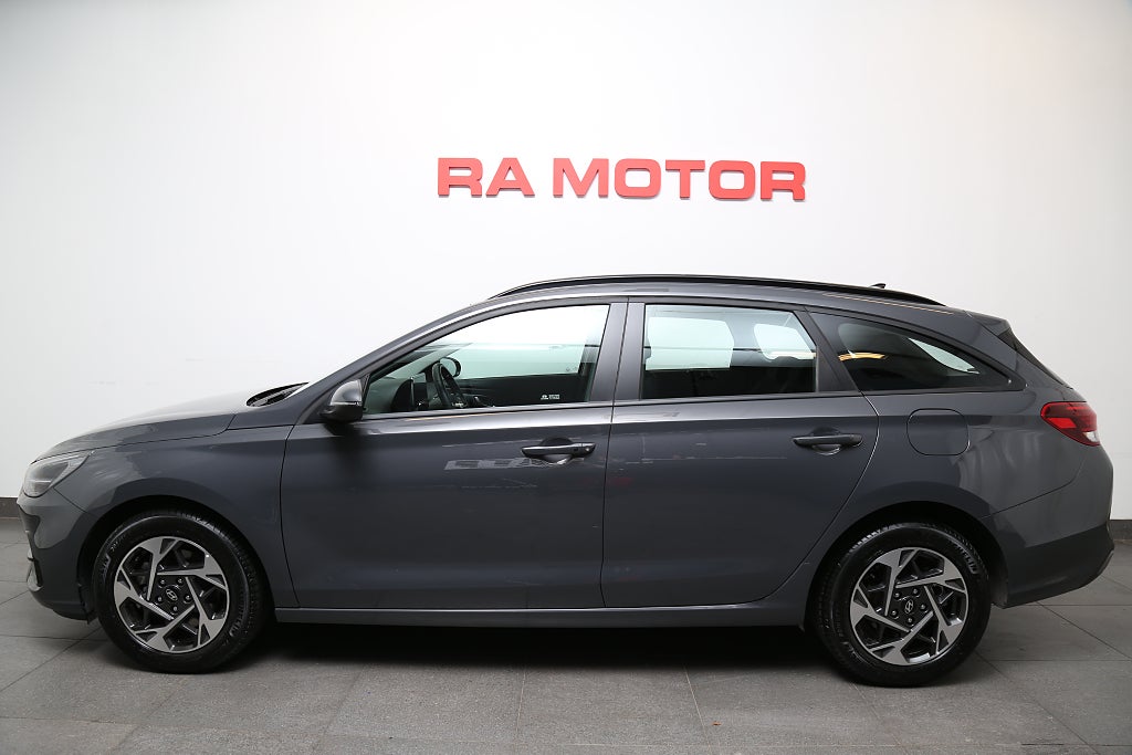 Hyundai i30 1,0 T-GDi MHEV Essential Kombi Aut Navi Kamera 2025