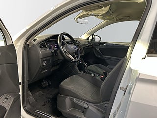 Volkswagen Tiguan 2.0 TDI 4M Elegance MOMS/Kamera/Drag/S&VDäck/D-värmare