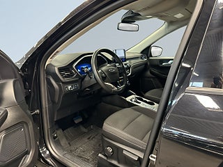 Ford Kuga Plug-In Hybrid E-CVT Kamera/M-Värmare/Xtraljus/S&V-Däck – bild 7