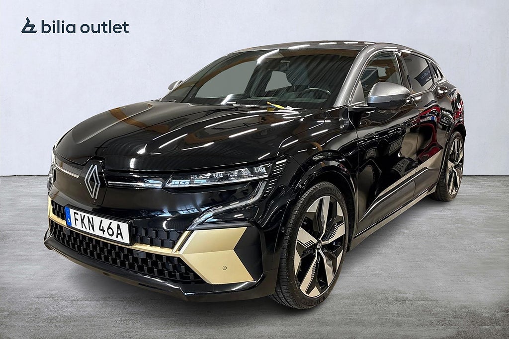 Renault Mégane E-TECH 60 kWh Techno   / Rattvärme / Navi / Nyservad/
