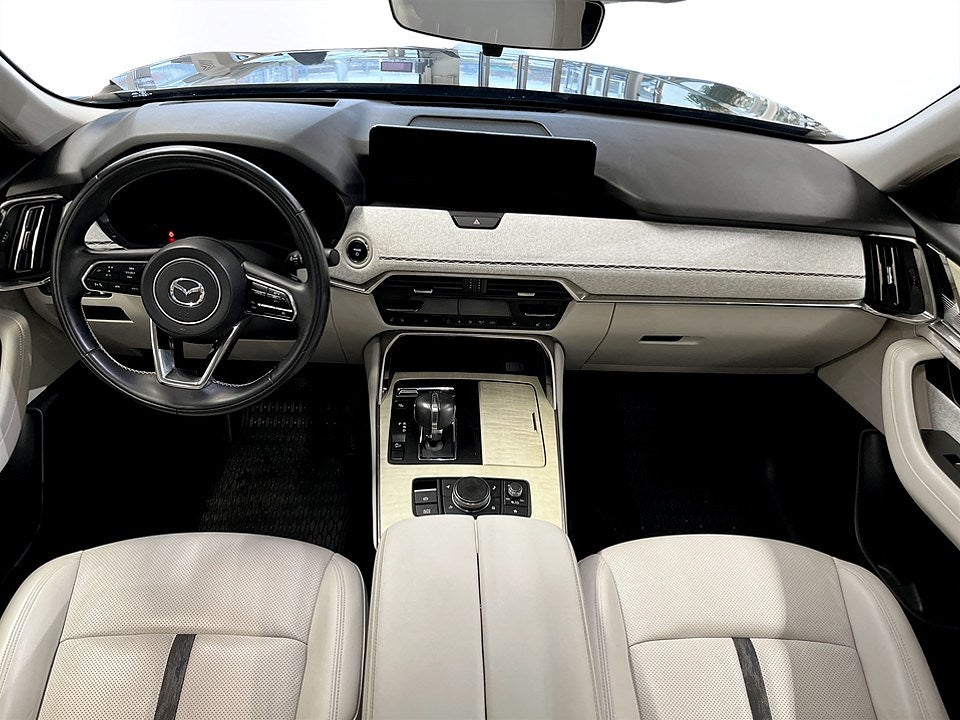 Bild på Mazda CX-60 Takumi e-Skyactiv PHEV 327hk Aut AWD - PANO, B-KAMERA