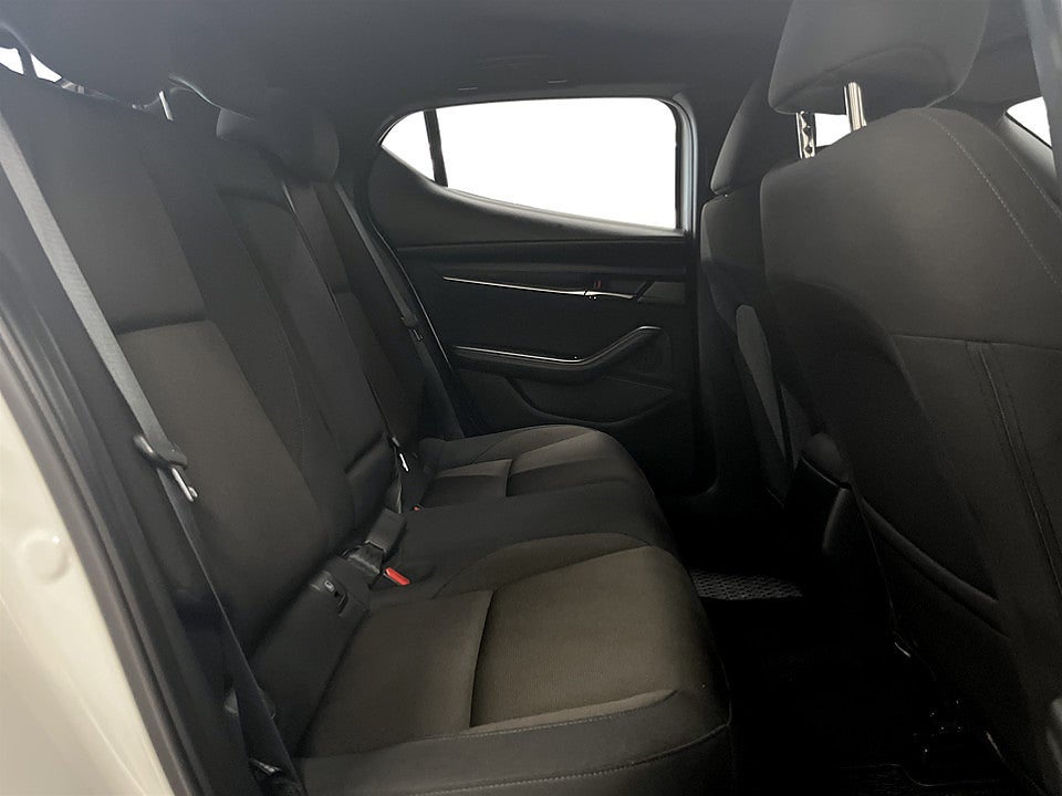Bild på Mazda 3 Sky 2.0 SKYACTIV-G M 150hk Aut B-KAMERA CARPLAY